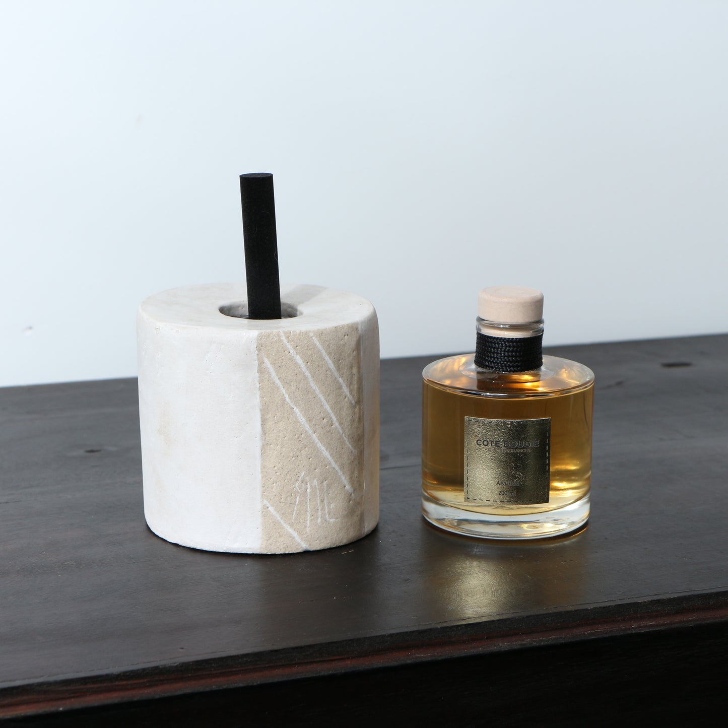 Cache-diffuseur de parfum en céramique