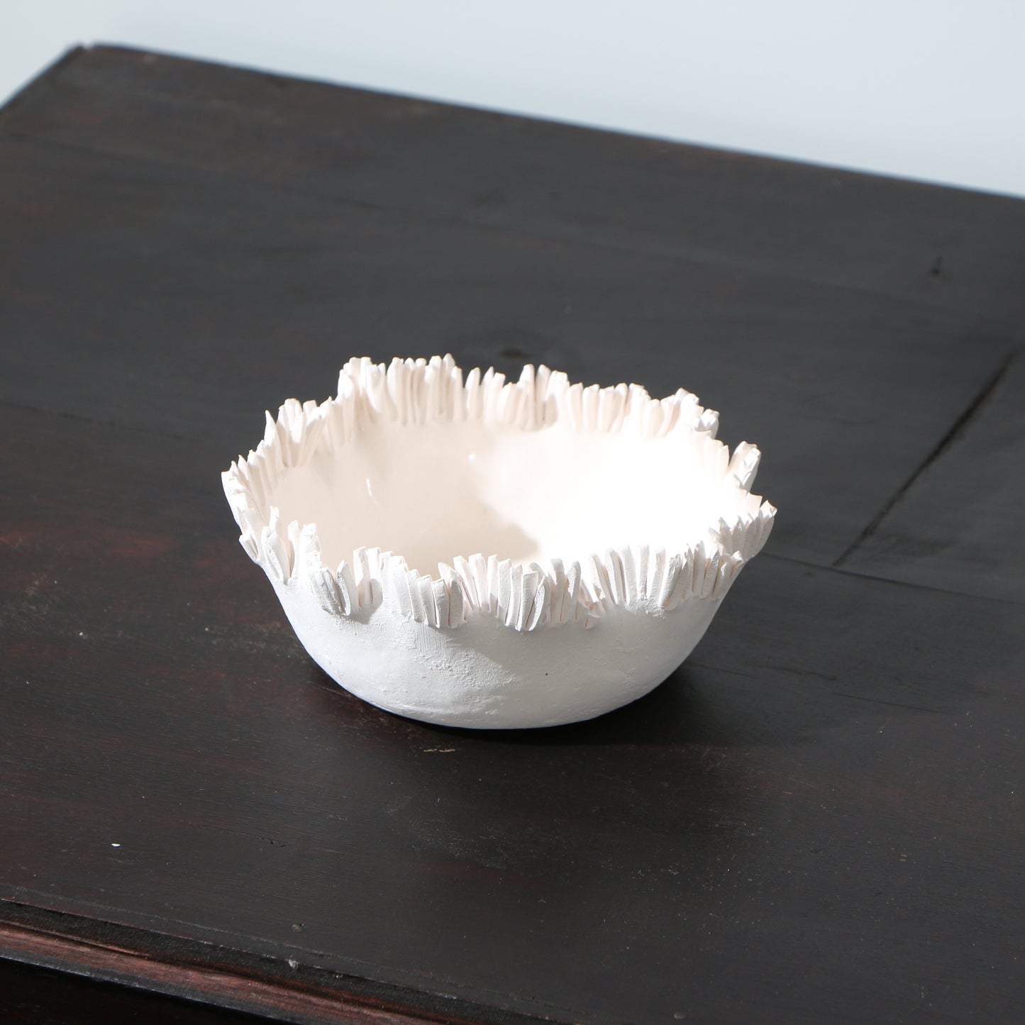 Coupelle frangée en porcelaine