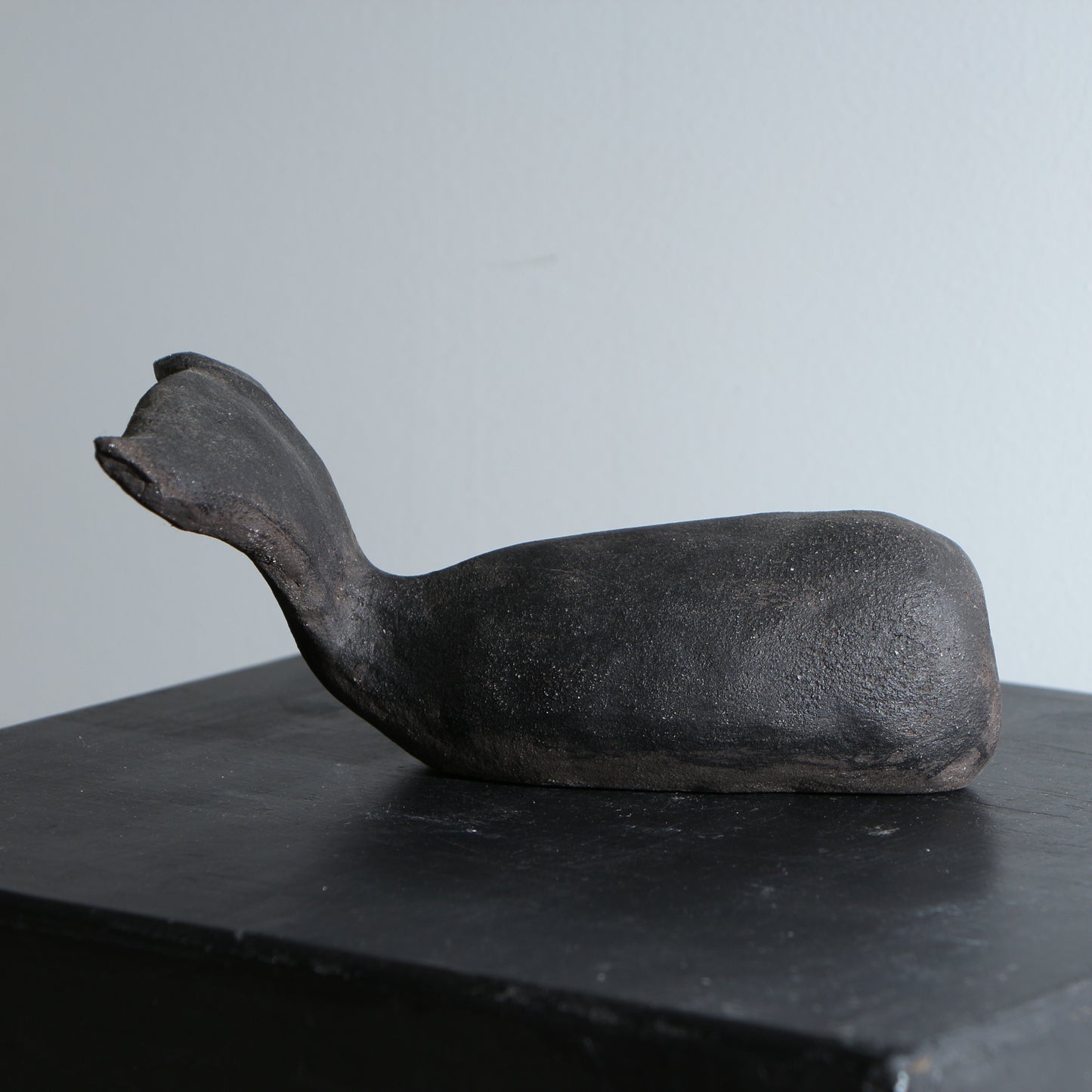 Sculpture de baleine grès et raku