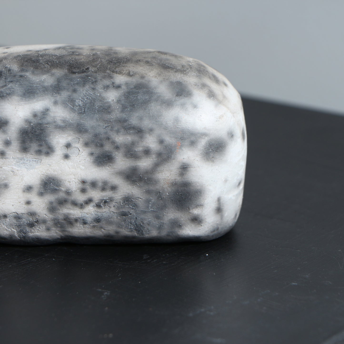 Sculpture de baleine grès et raku