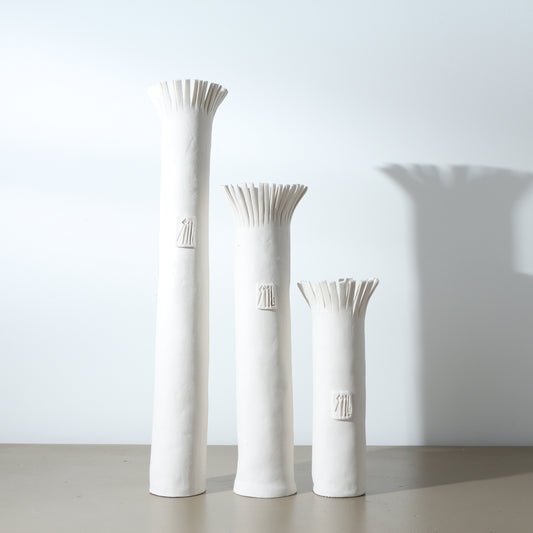 Soliflore en porcelaine frangé