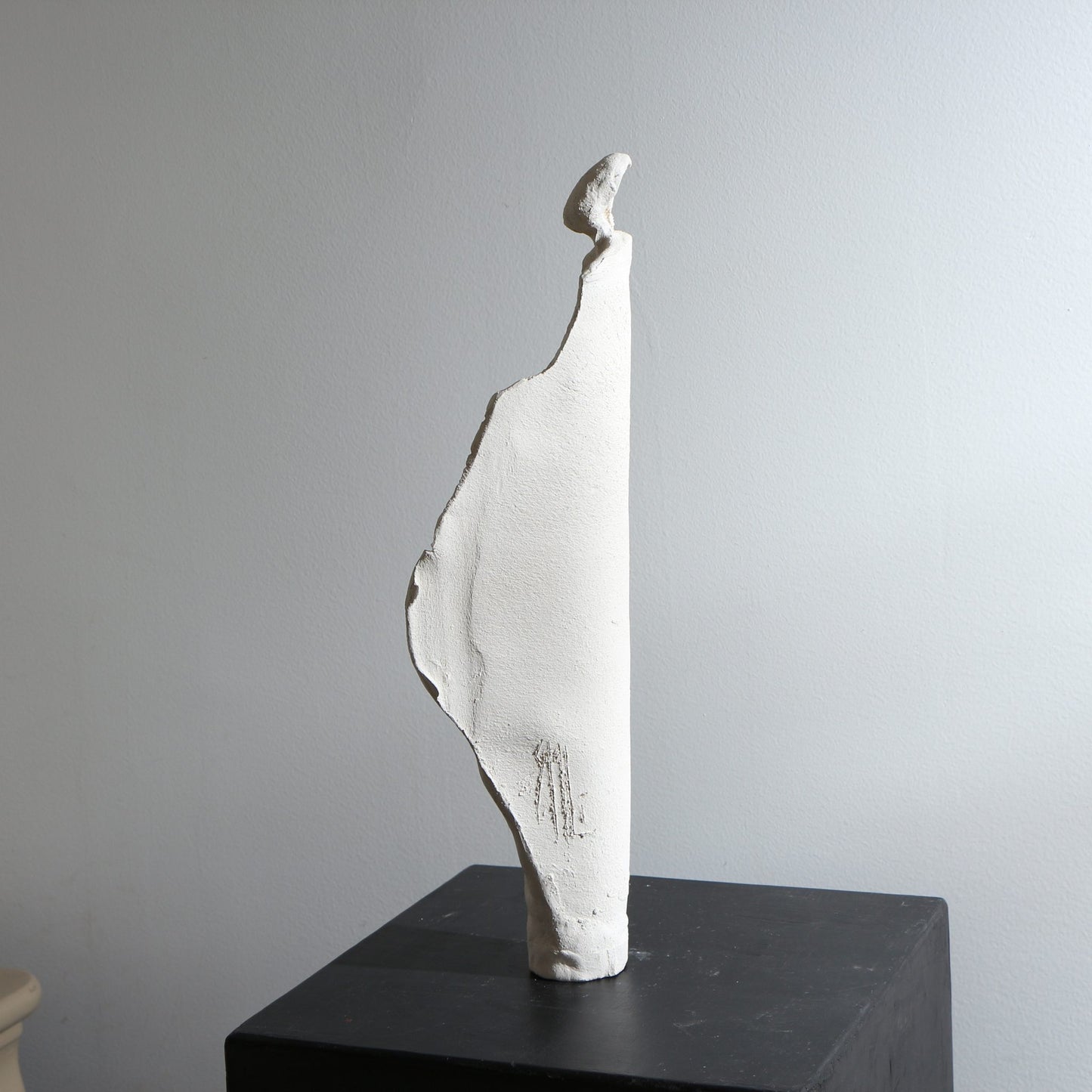 Sculpture d'ange en céramique – Corps ajouré