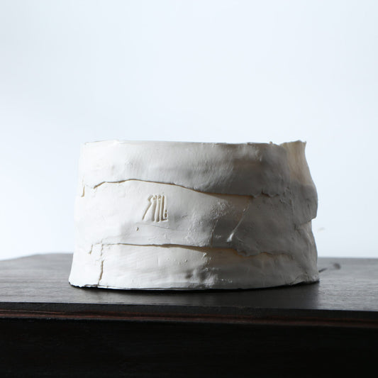 Grand pot en porcelaine déchirée