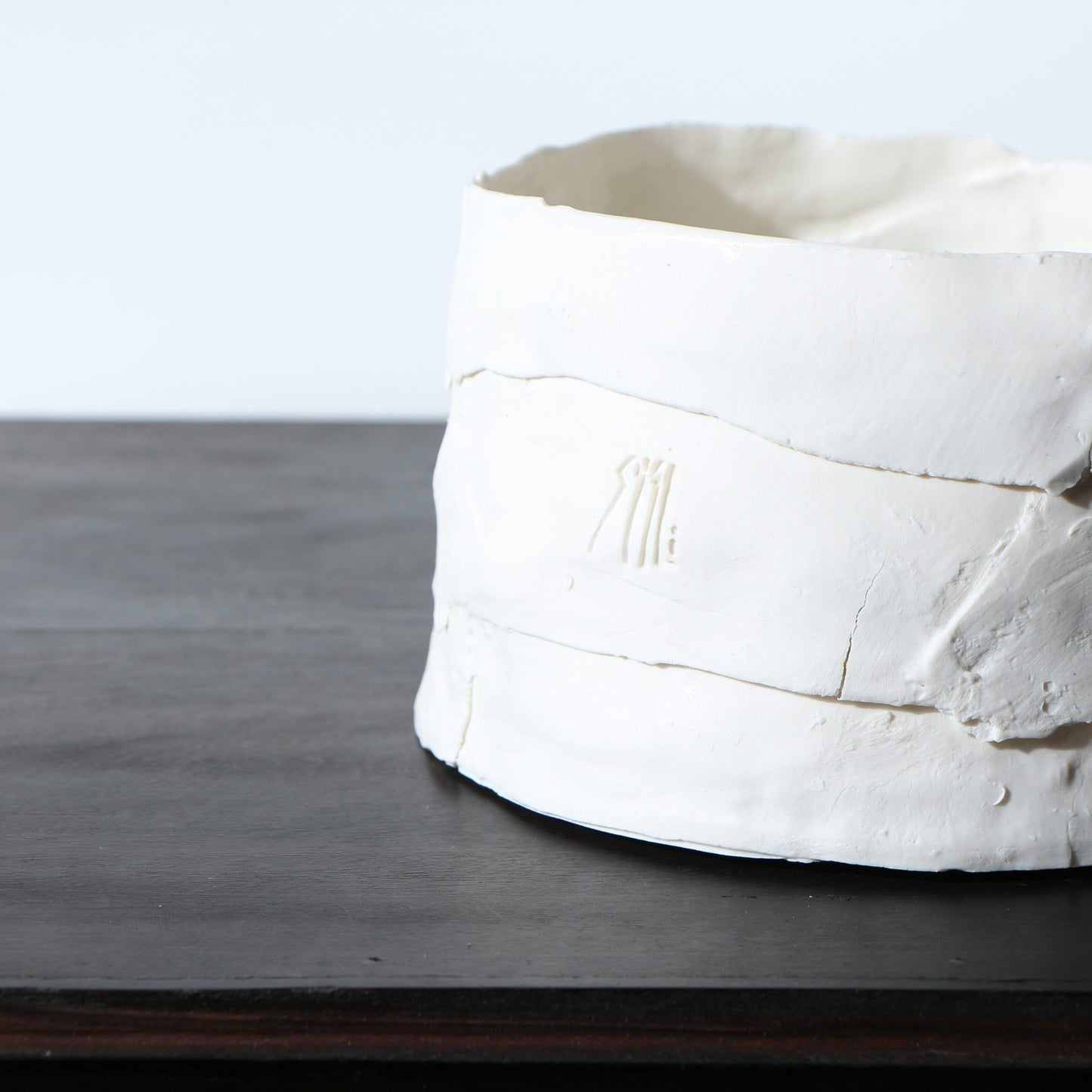 Grand pot en porcelaine déchirée