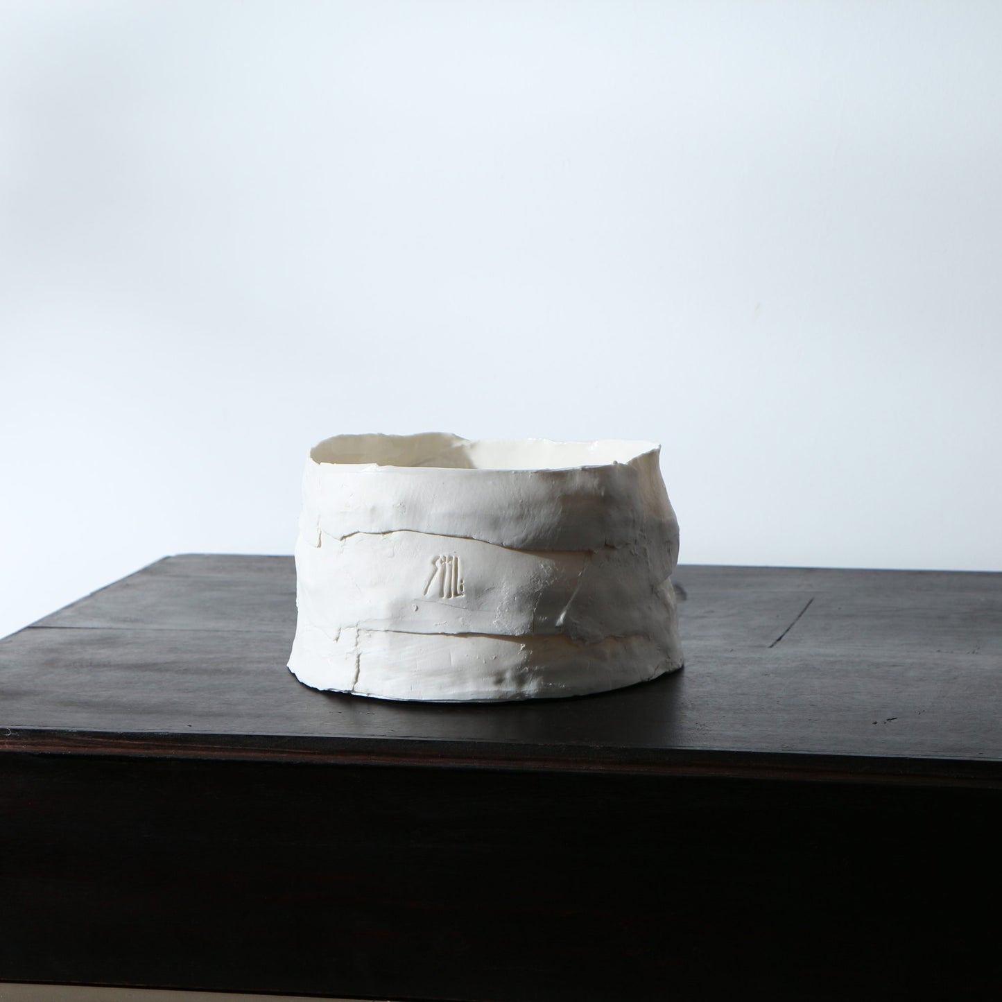 Grand pot en porcelaine déchirée