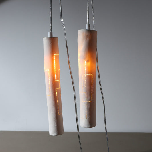 Suspension en porcelaine – Rectangles perforés