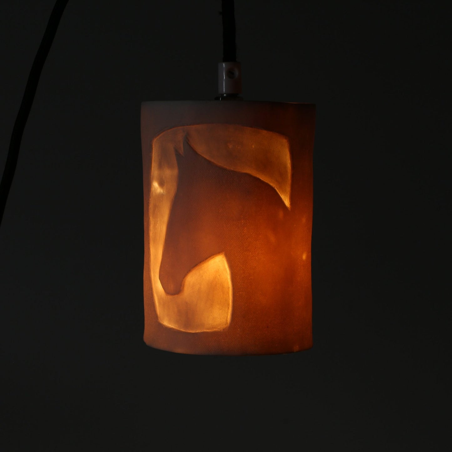 Suspension en porcelaine – Tête de cheval