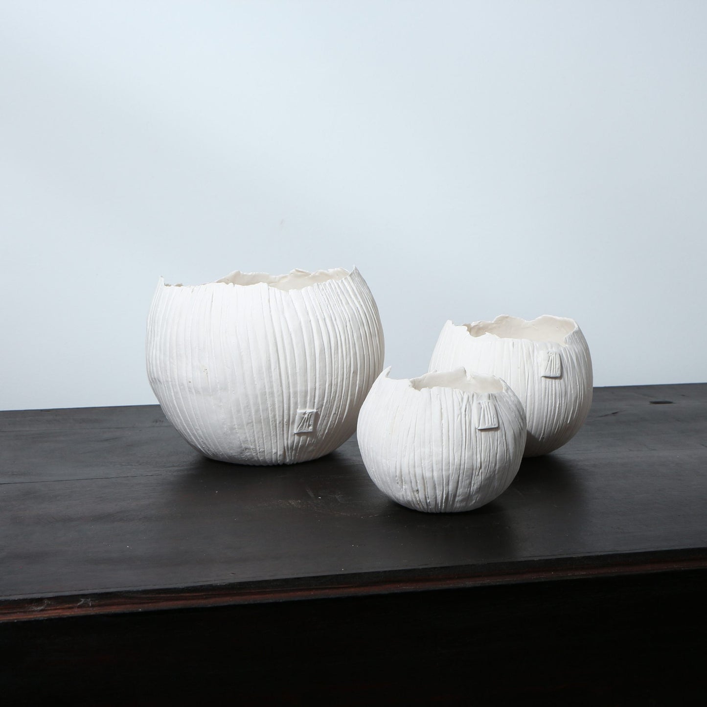 Photophore en porcelaine Globulus – Stries verticales