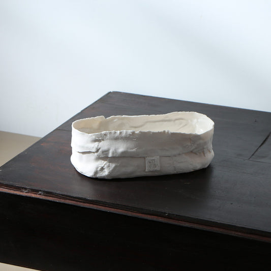 Plat ovale porcelaine lanières déchirées