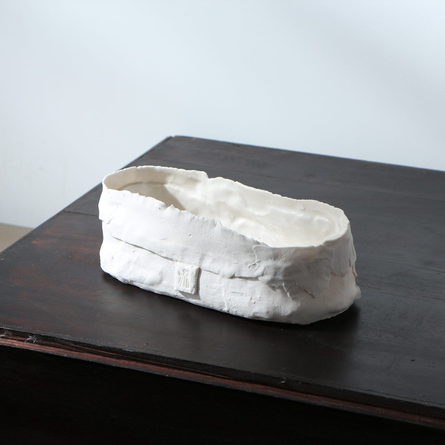 Plat ovale porcelaine lanières déchirées
