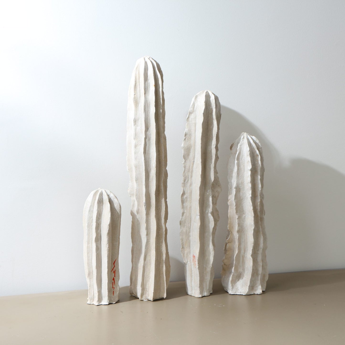 Sculpture de cactus en grès