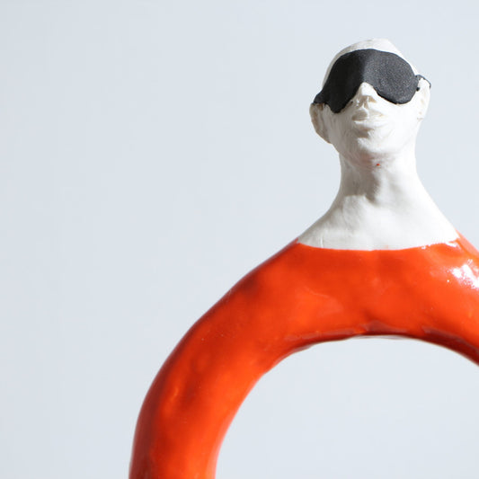 Sculpture personnage en porcelaine – Boya Boy - Modèle M